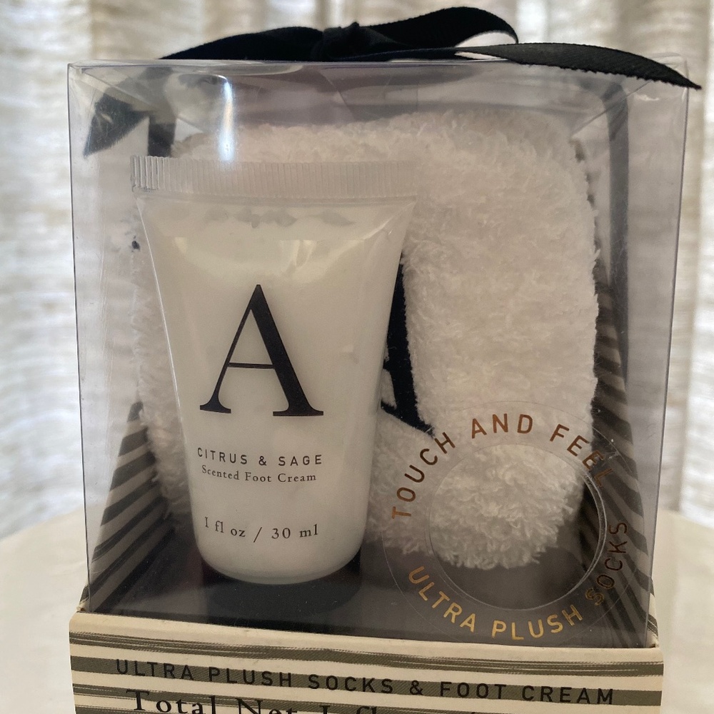 Ultra Plush Socks & Foot Cream ((Citrus & Sage)) Letter A